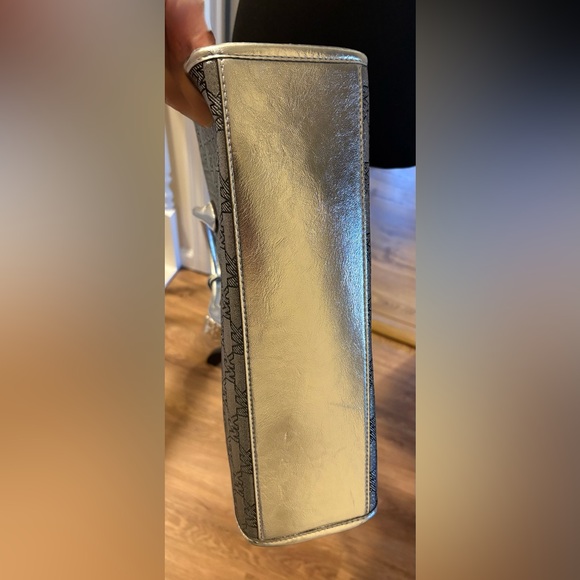 Michael Kors Metallic Silver Logo Tote - Picture 6 of 9